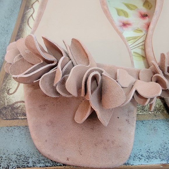 Ann Taylor Tan Suede Wrap Around Ankle Strap Sandals Size 9.5 - Picture 7 of 8